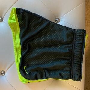 Nike athletic shorts running shorts sz M